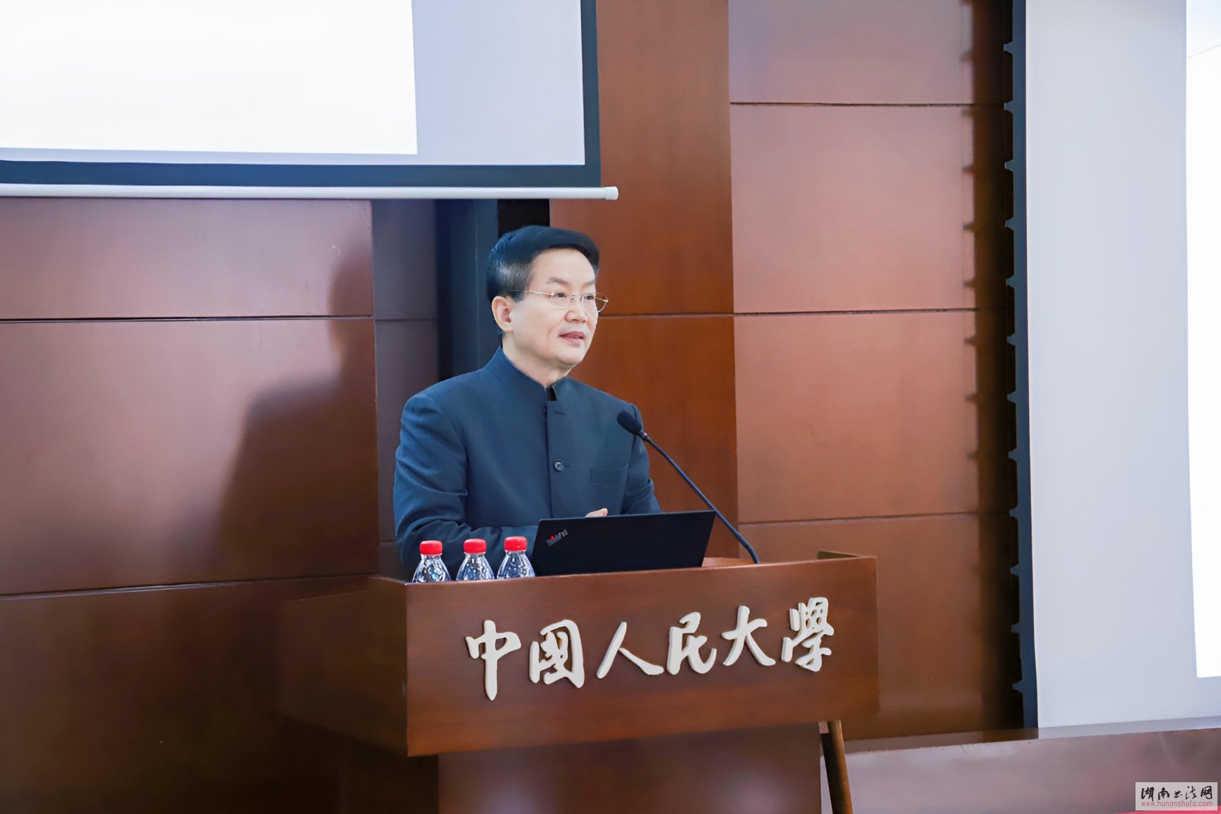 <span style='font-style:none;font-weight:bold;text-decoration:none'>ڳϯйѧٰ鷨ѧ </span>